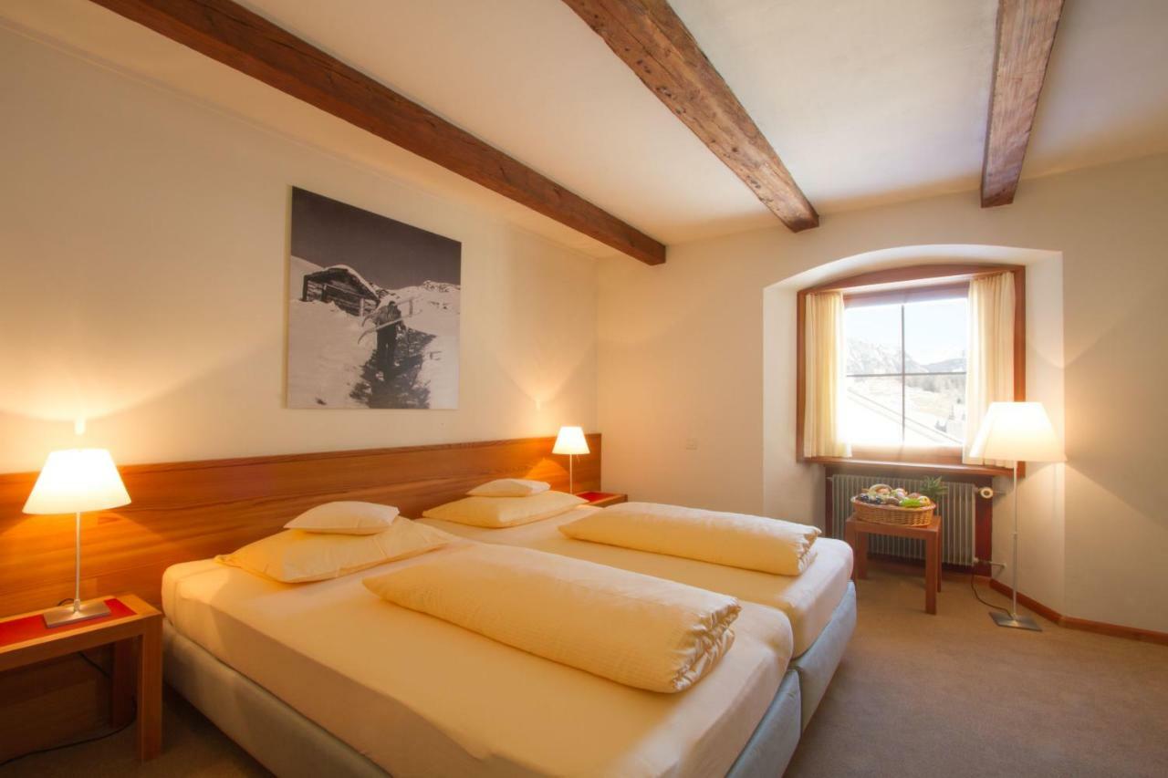 Hôtel Bodenhaus Splügen Extérieur photo